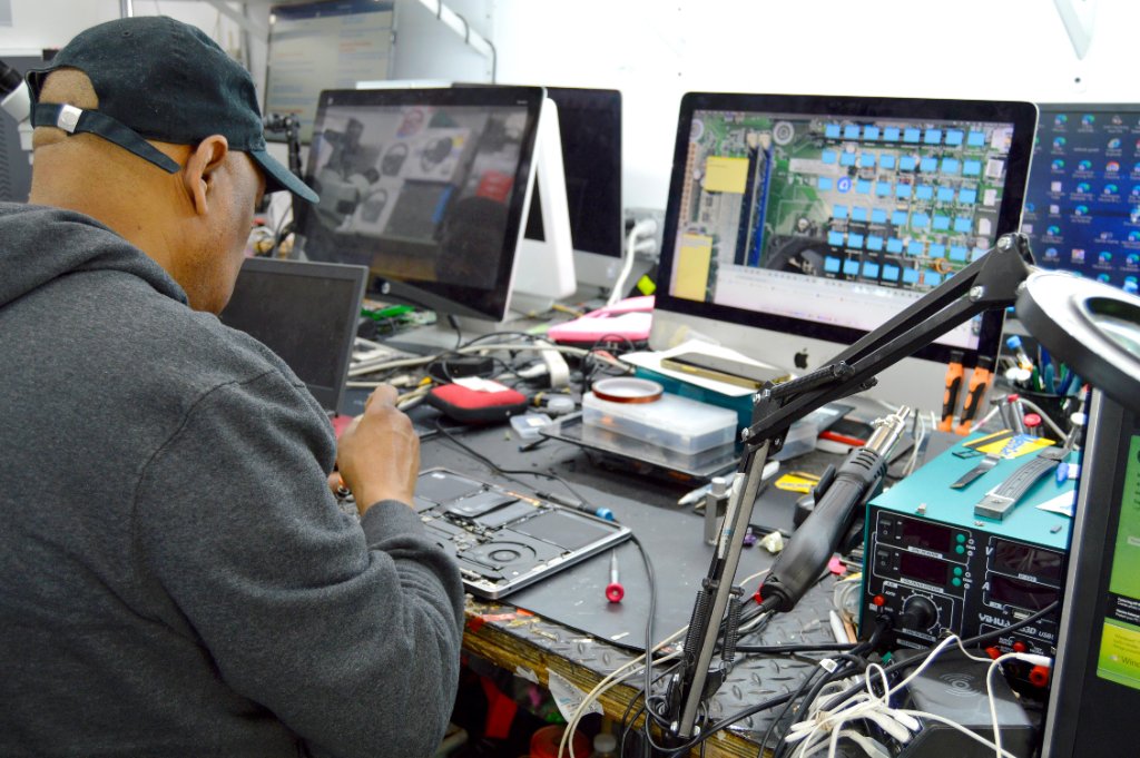 phone repair New York